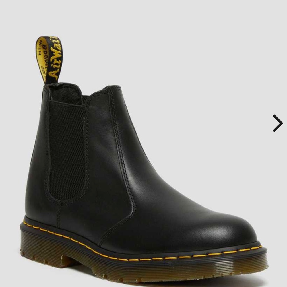 NWOT Tags Dr Marten Chelsea Boots Steel Toe